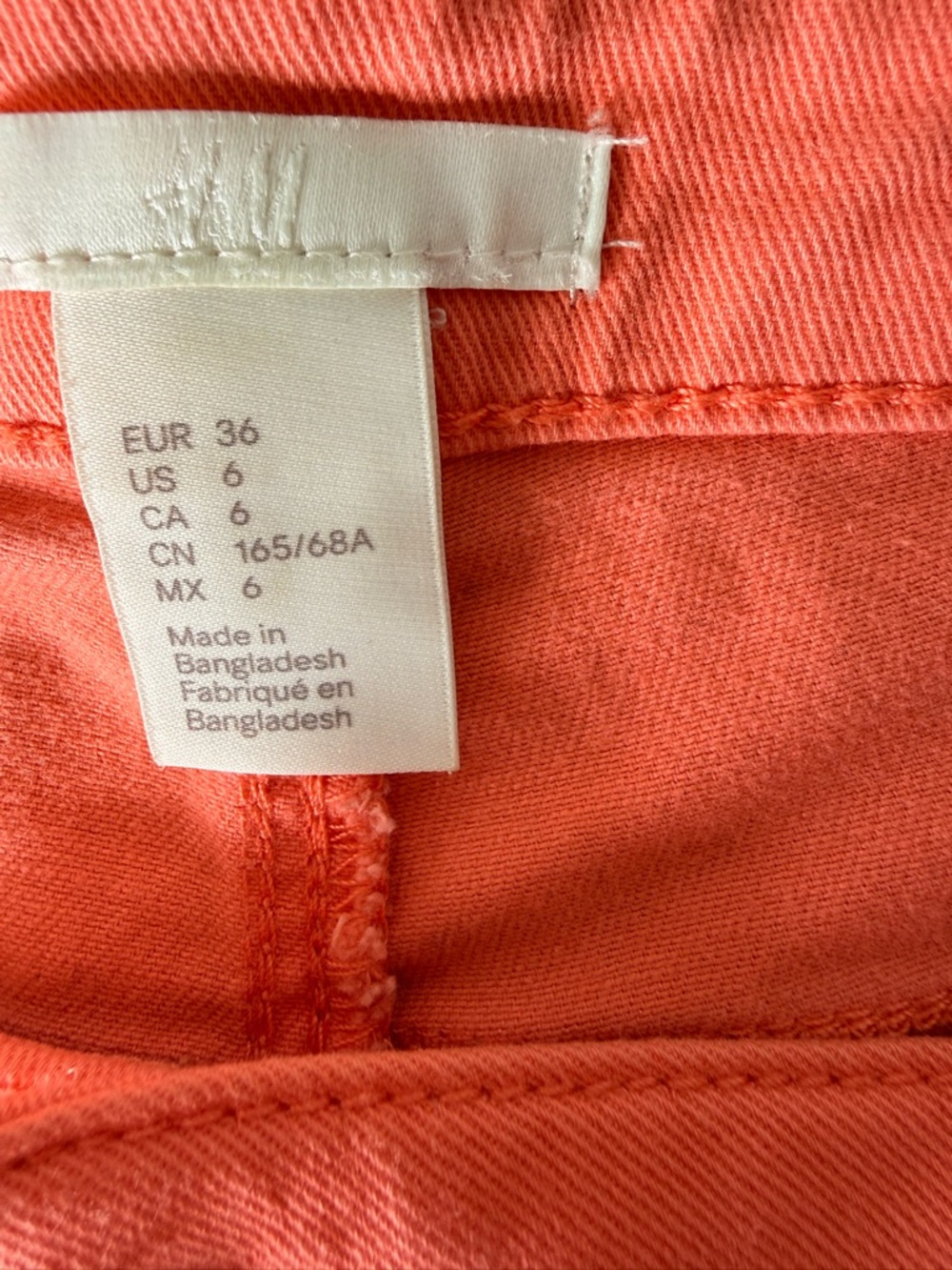 H&M Coral Roll-Cuff Jean Shorts - Picture 6 of 6